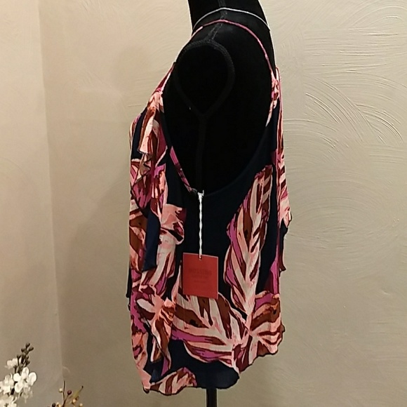 Mossimo floral tank - Picture 5 of 8